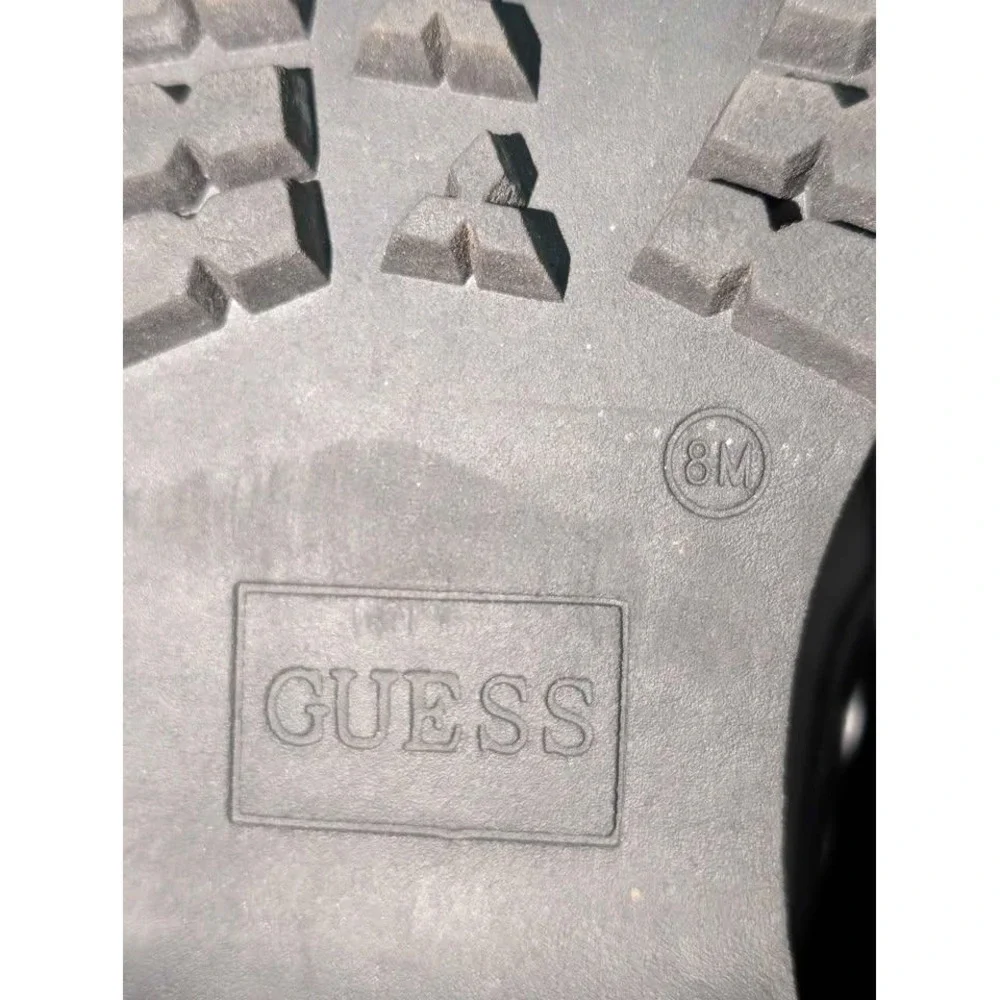 Guess Hillford Black Patent Chain Loafers Size 8M Gold Chain‎ Lug Sole Platforms